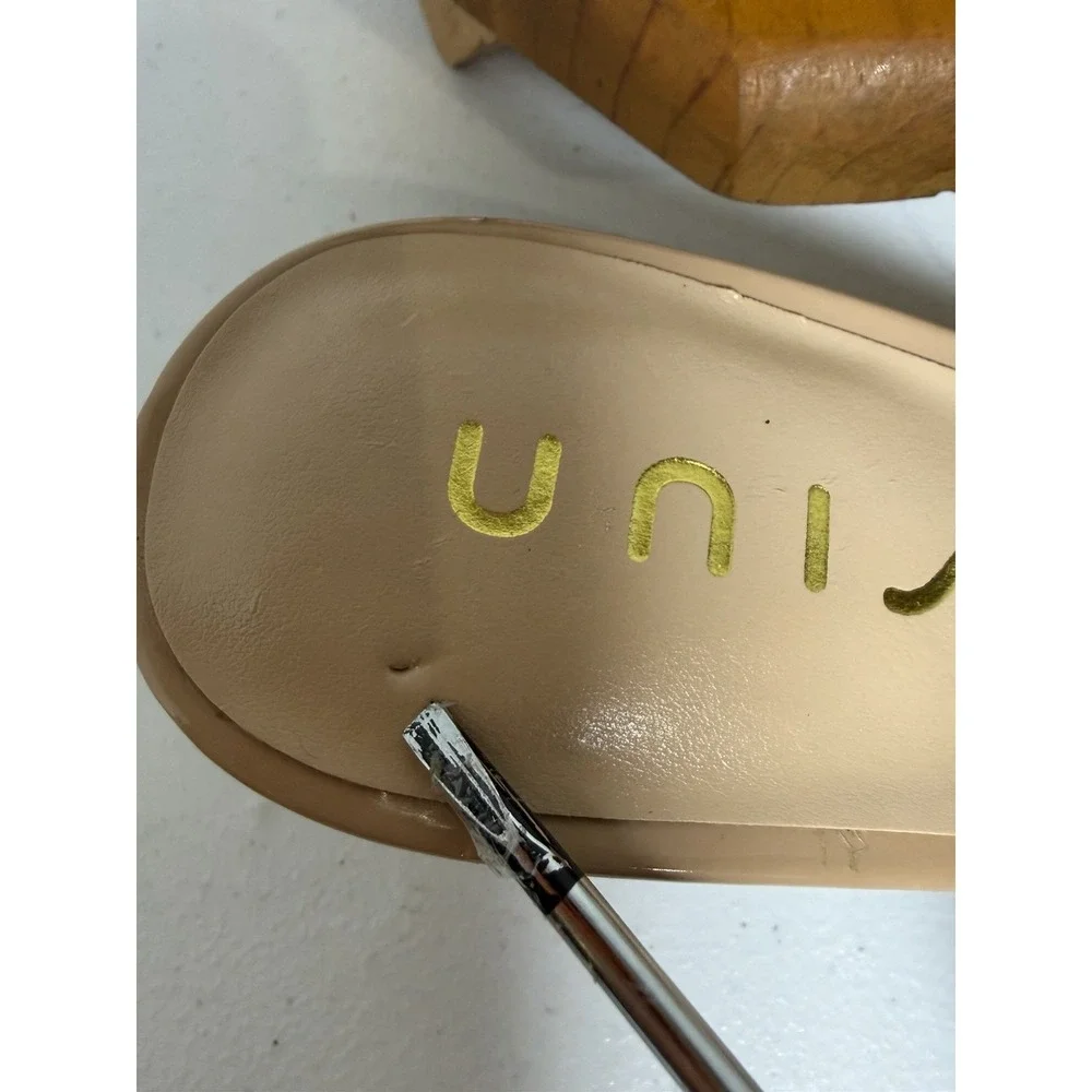 Unisa Nude Patent Bow Mule Heels Womens‎ 7.5M Slip On Kitten Heel Sandals NWOB